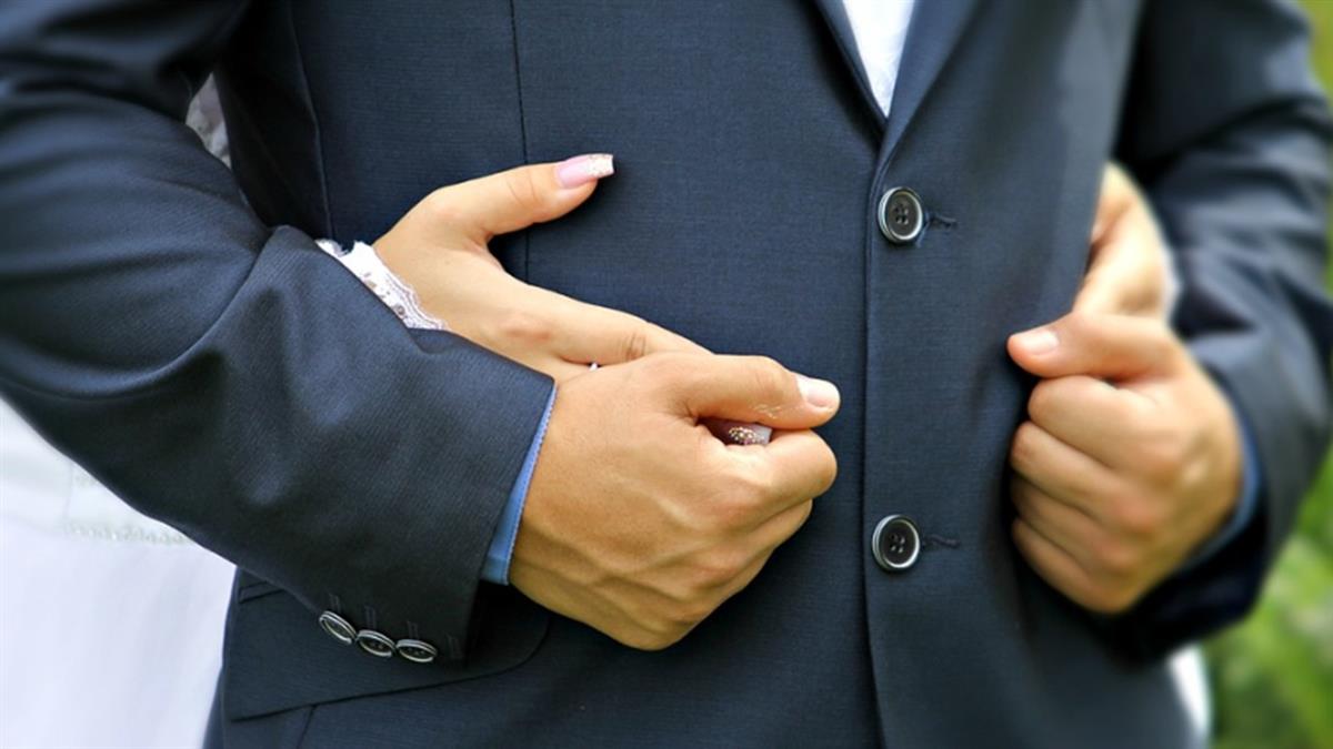 尪爽中4千萬大獎「偷幫前妻買房」 她怒告求償結果出爐