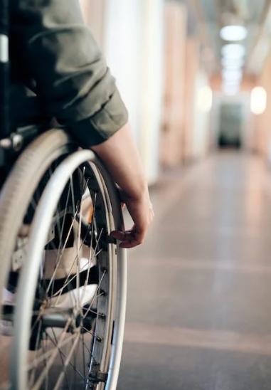 ▼數位部回應,服務弱勢或特殊族群採取直接將6,000元入帳的方式。(示意圖/翻攝自pexels)