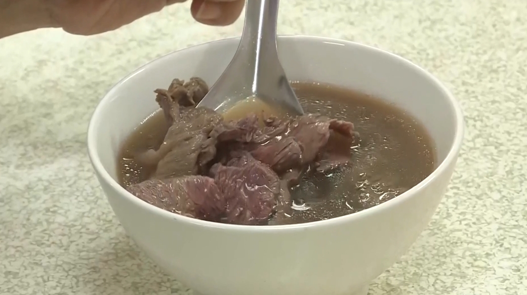 ▼牛肉湯為台南必吃美食之一。（圖／東森新聞）
