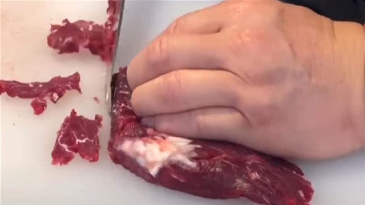 「花730元」卻不符內用低消？牛肉湯店家：都有標示