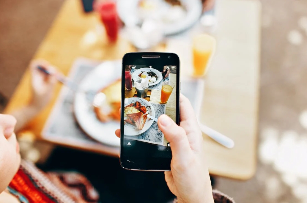 ▼現代人身邊必不可少的就是手機。（示意圖／翻攝自pexels）