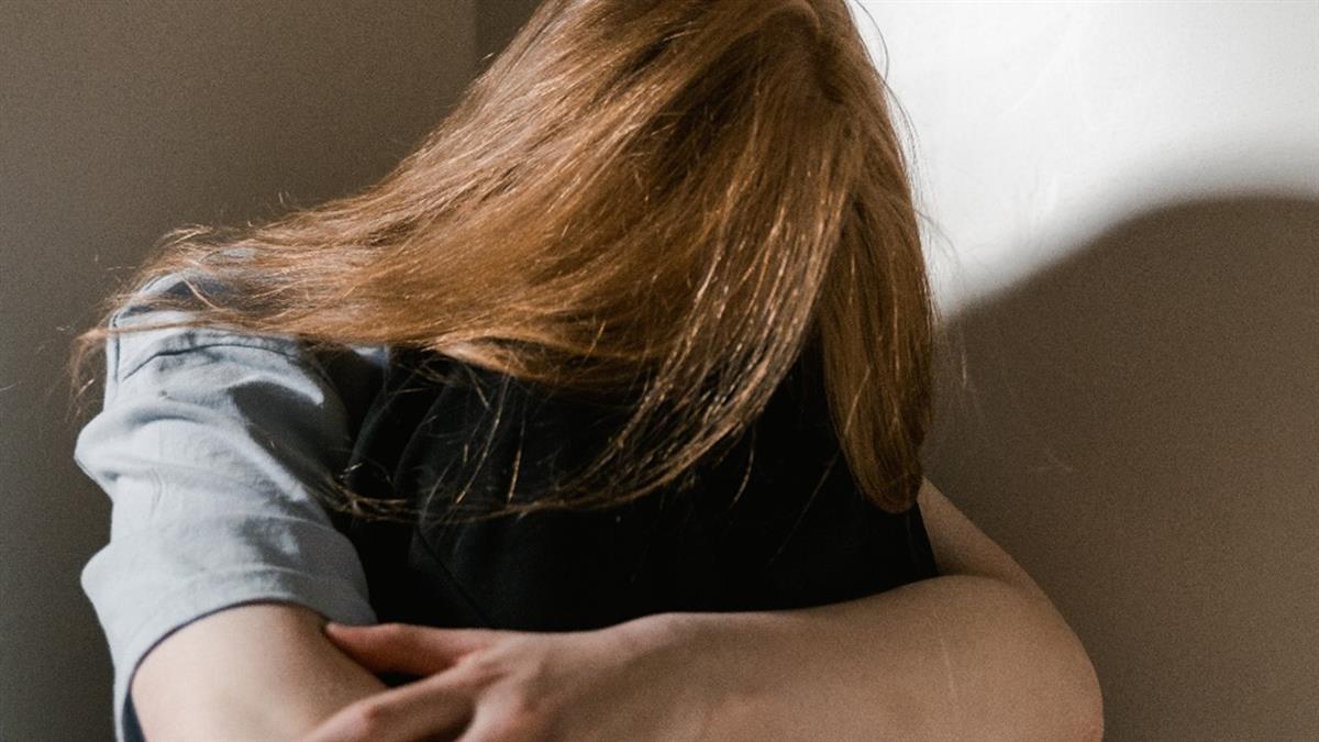 單親媽清潔絞肉機 疑誤觸開關遭捲亡…孩目睹恐怖過程