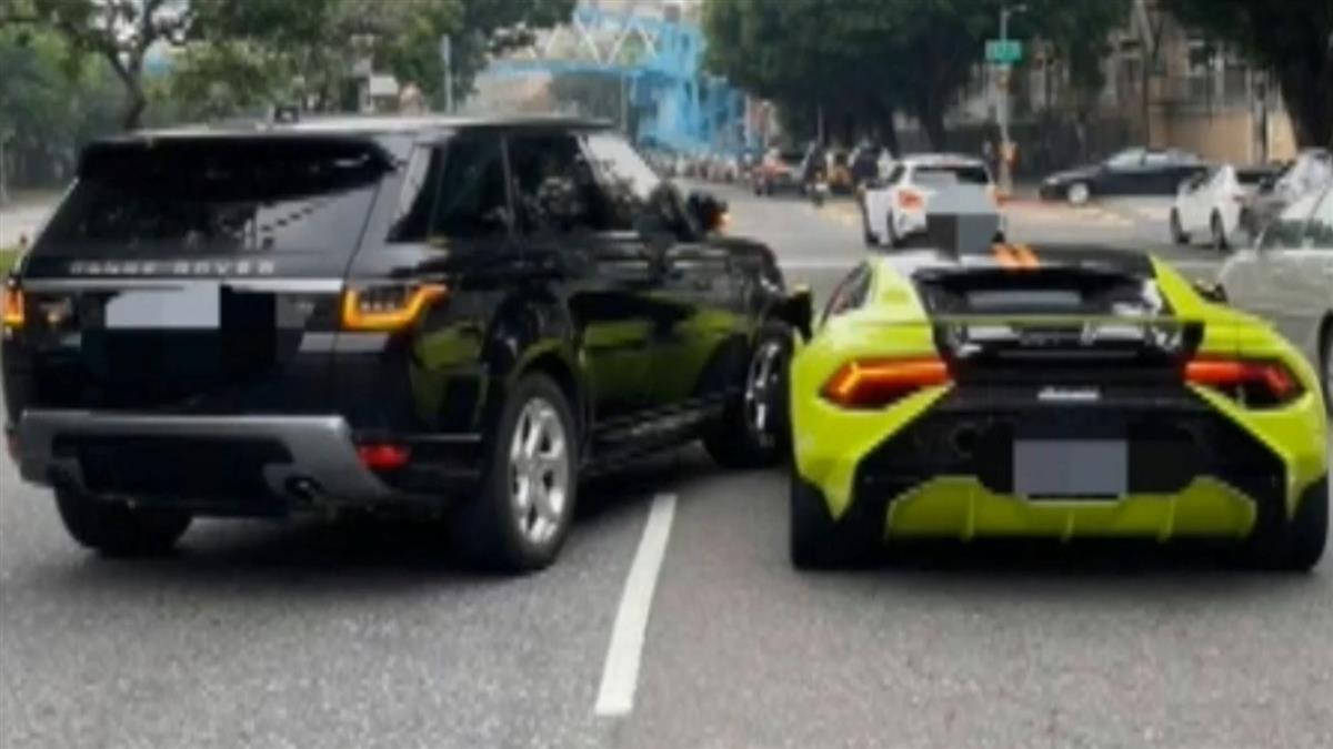 跨年開1300萬「新款小牛」上路 遭休旅車碰撞