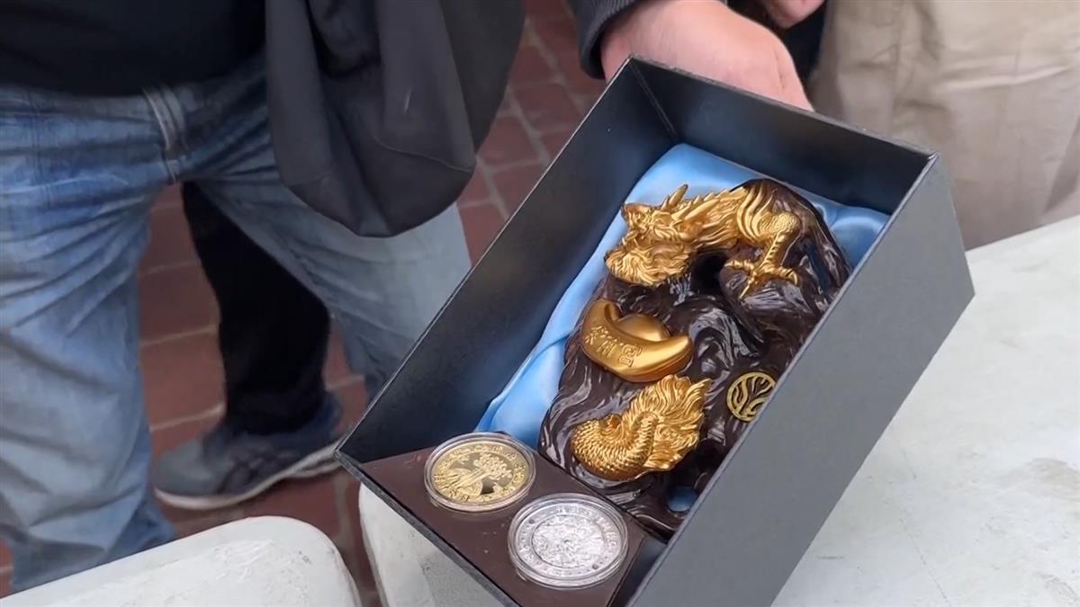 紫南宮搶排錢母 現場湧10萬人！排隊超過8公里