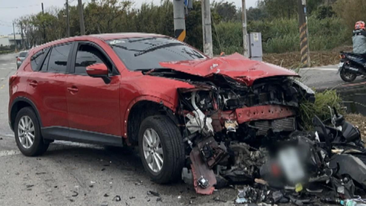 酒駕闖燈撞飛雙載機車 17歲騎士傷重不治