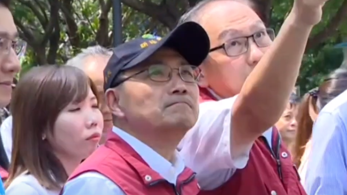 「新北停班課」假的！侯友宜下令查議員：消防局網站誤導