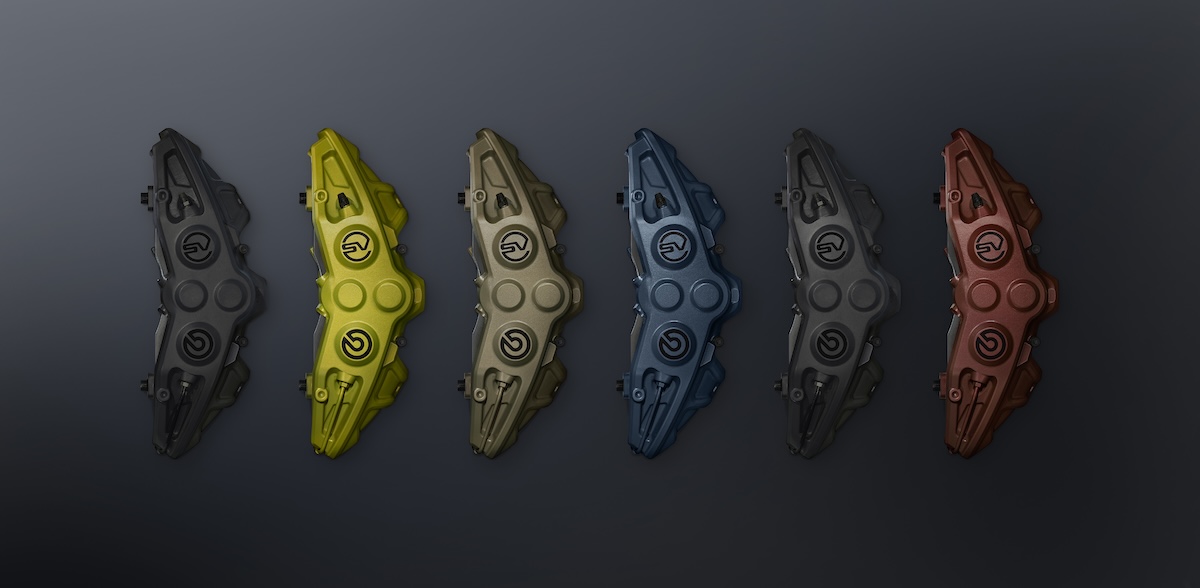 消費者可以替煞車卡鉗選擇不同的顏色，彰顯獨特品味。（圖／JLR Taiwan提供）