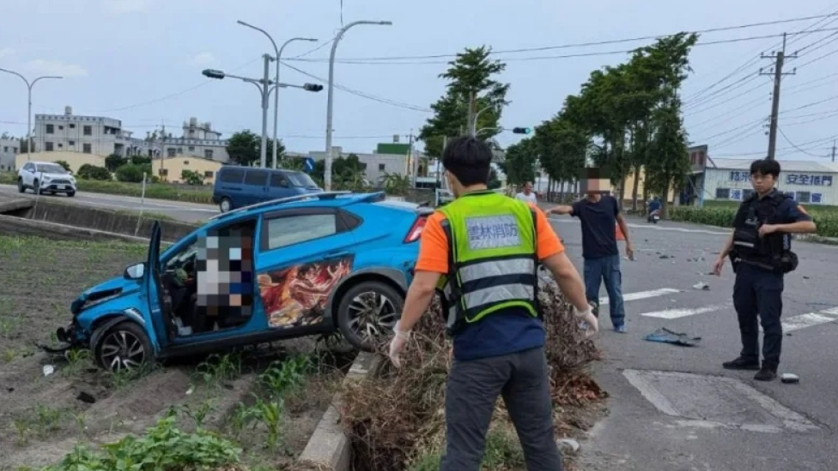 雲林縣土庫鎮發生一起嚴重車禍。（圖／民眾提供）