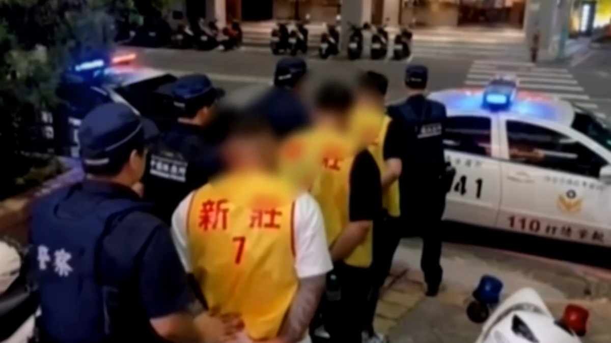 警方將四人依傷害罪嫌移送新北地檢署偵辦。（圖／東森新聞）