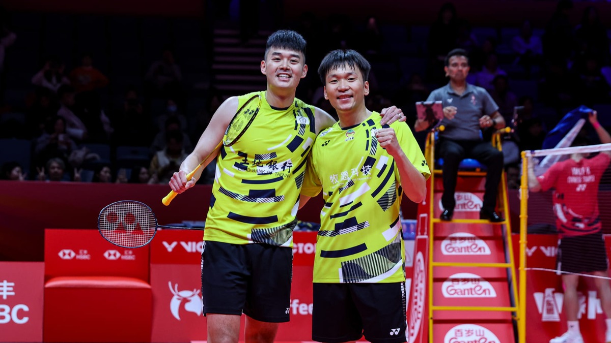 奧運金牌羽球男雙李洋、王齊麟在世界羽聯年終總決賽中逆轉隊友奪冠，然而場中竟有中國球迷沒品高喊：「台灣是中國的！」（圖／翻攝自李洋臉書）