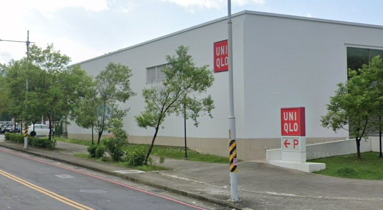 一名網友在PTT論壇上發文詢問，是否有人去日本會特地去逛UNIQLO。（圖／翻攝自Google maps）