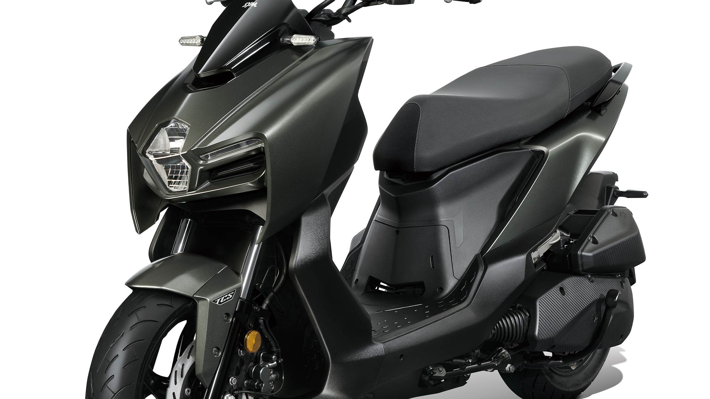 「<a href='/search/tags/漠影黑/' target='_blank'>漠影黑</a>」新色登場。（圖／SYM提供）