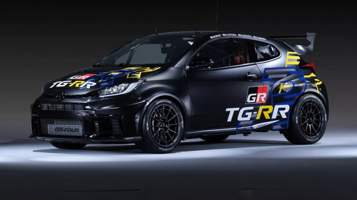 除了GR Yaris M Concept之外,還有賽車車型的展示,預告未來性能車款的可能性。(圖/豐田提供)