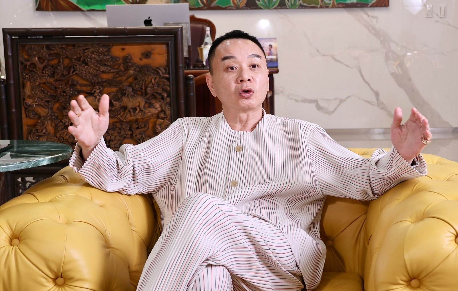 愛爾麗集團總裁常如山邀約時，吳柏樺「只思考一秒鐘」就加入「打詐台南隊」。（圖／愛爾麗提供）