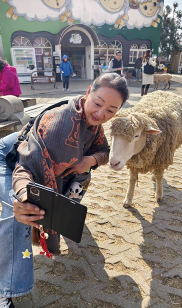 鮑正芳也一同體驗凰金認證遊程。（圖／交通部觀光署提供）