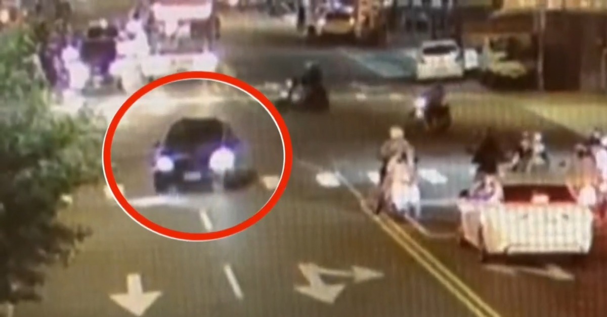 晚上八點多，新北永和一名通緝犯，開豪車闖紅燈被員警攔查。（圖／東森新聞）