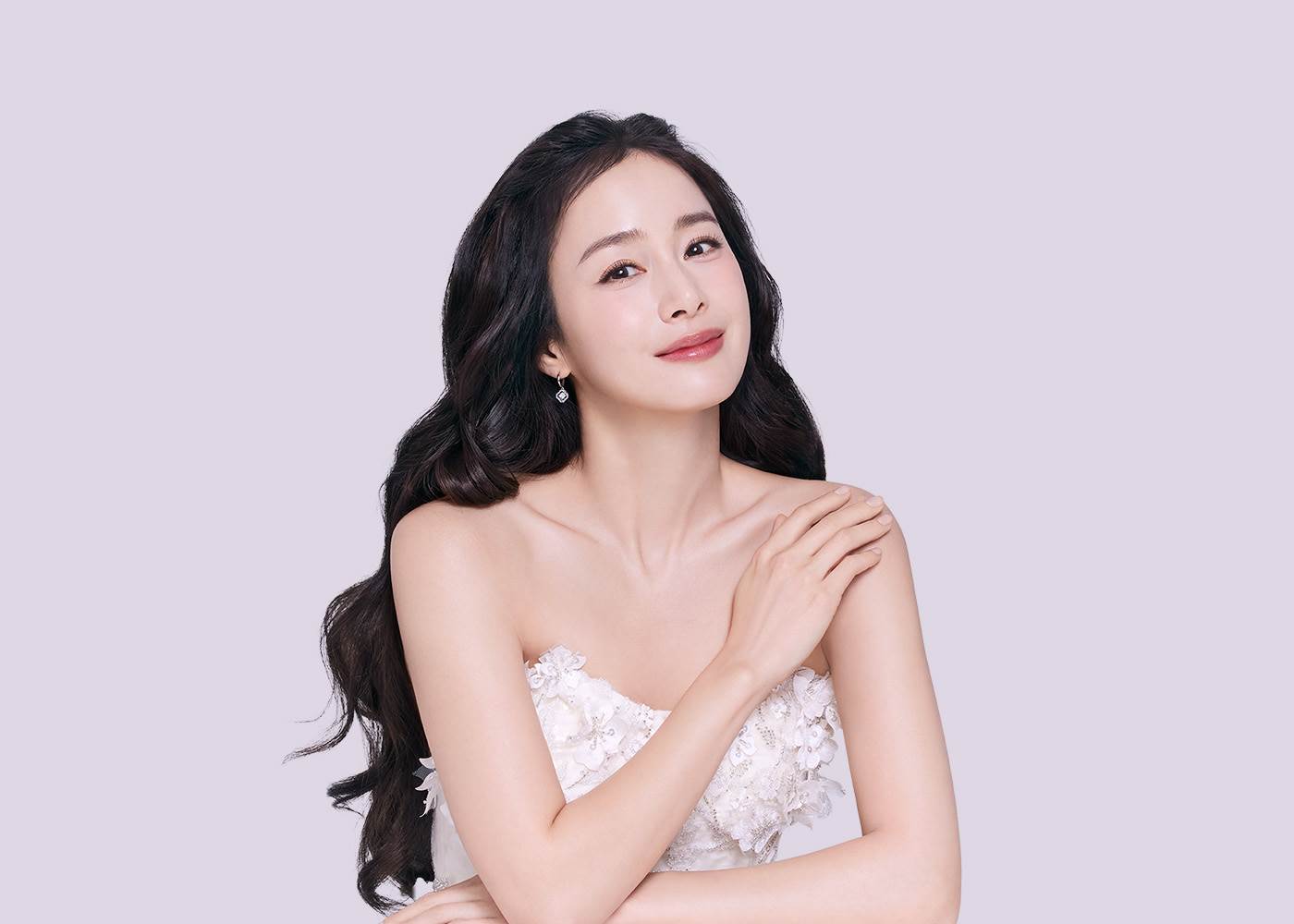 金泰希更加注重肌膚保養，也選擇專業的醫美技術維持美麗狀態。（圖／<a href='/search/tags/君綺醫美/' target='_blank'>君綺醫美</a>提供）