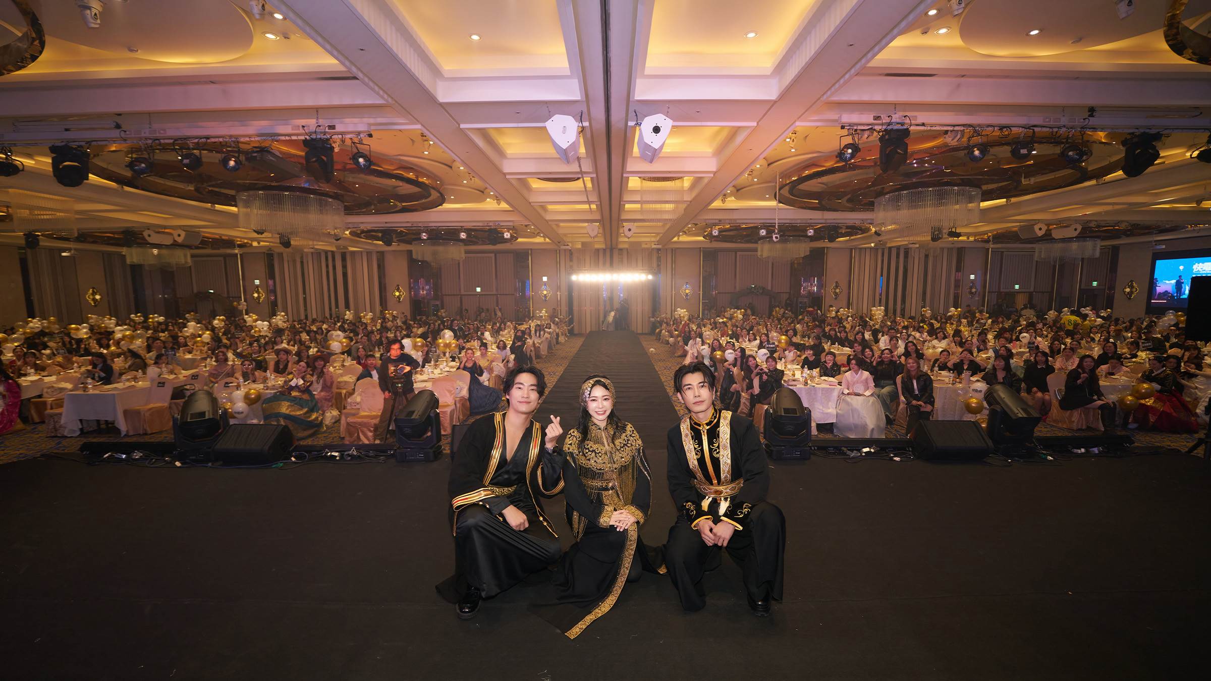 快電商第四屆「快電獎」大合照。（圖／快電商提供）