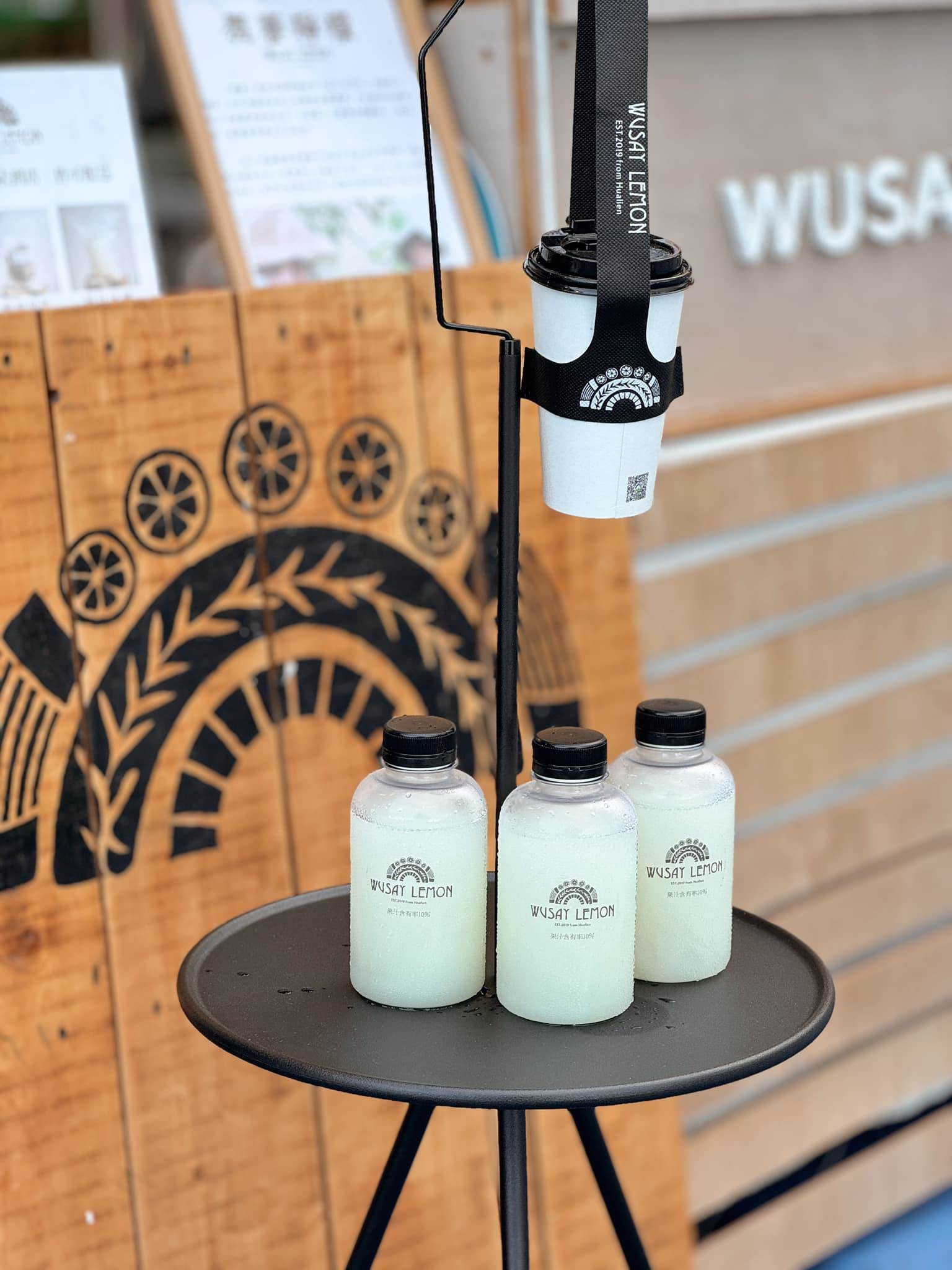 產業推廣區特別甄選13家別具特色的農特產品、手工藝品及特色伴手禮業者，融合了本縣特色資源，展現出獨特魅力。（圖／臺東縣政府提供）