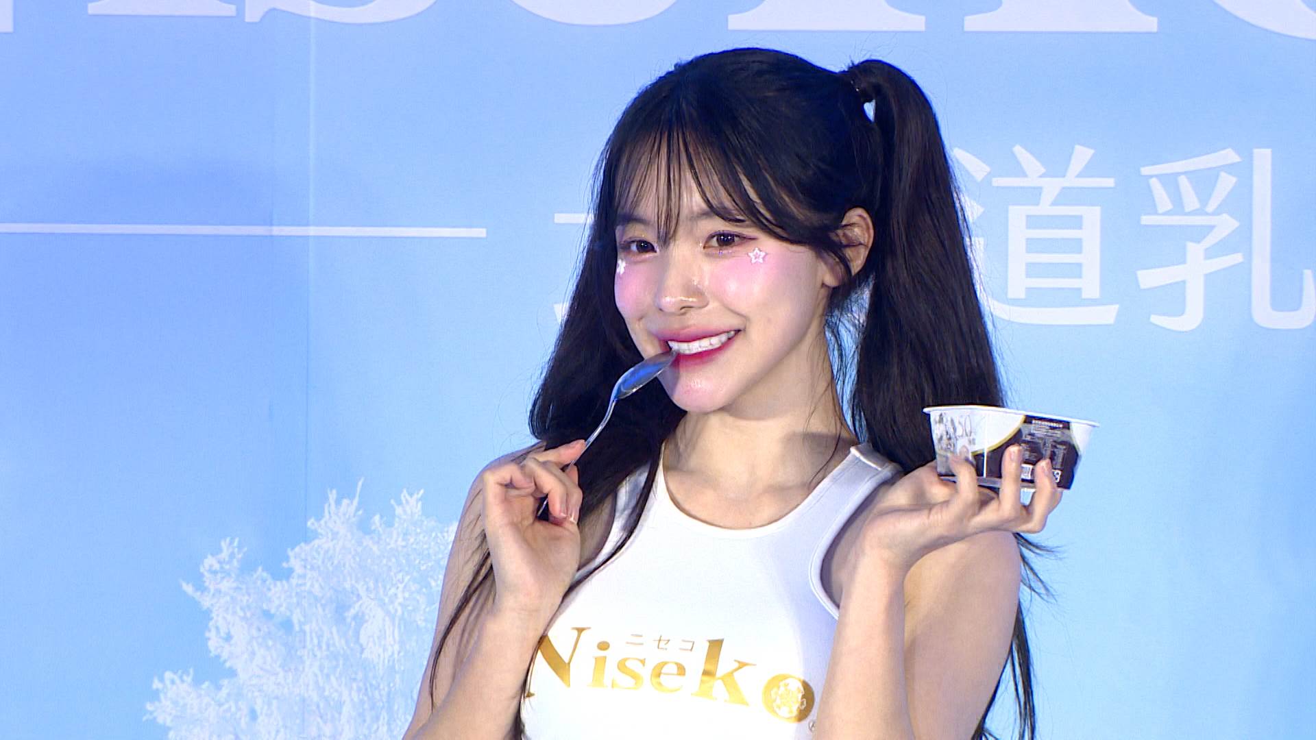 Niseko品牌好友李多慧也與大家分享，從北海道滑雪回台後，念念不忘的幸福滋味。