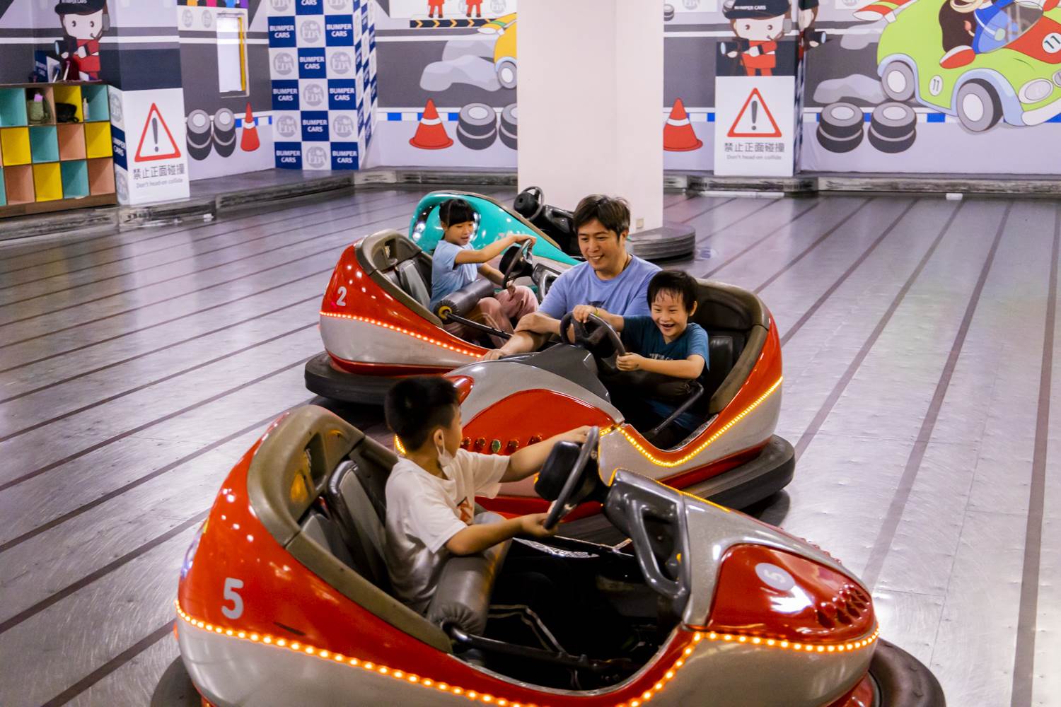 不怕小朋友來放電，就怕孩子電力不足！義大遊樂世界「童樂派對」開趴啦！