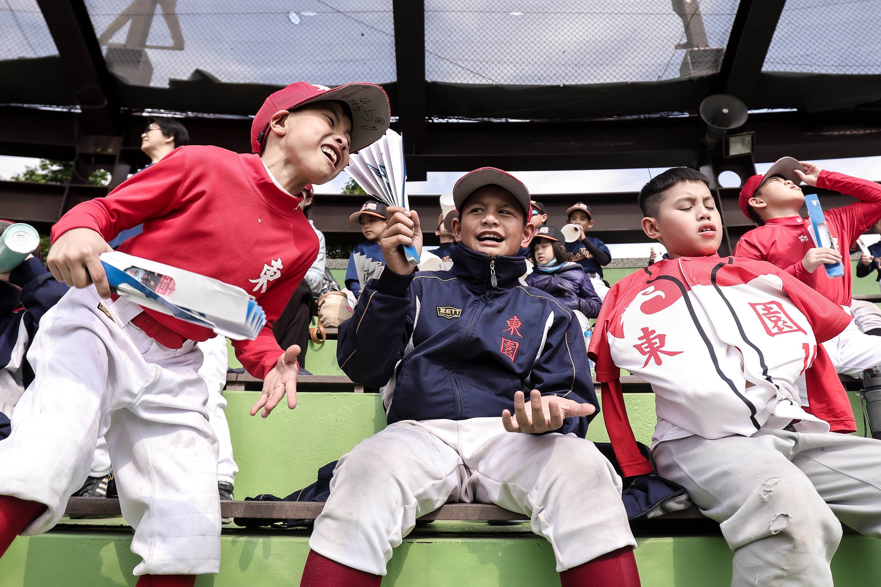  臺北市政府體育局特邀請北市國中小棒球隊小球員們親臨現場看球。（圖／臺北市政府體育局提供）
