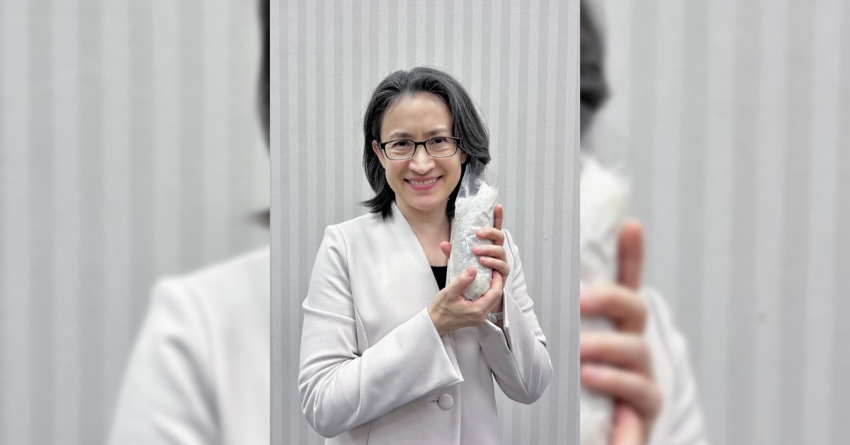 副總統蕭美琴在4日中午就以潤餅為題，在Threads發文詢問「清明節必吃的潤餅，大家都包什麼料呢？」貼文一出就引起近萬人朝聖。（圖／翻攝自threads＠bikhimhsiao）