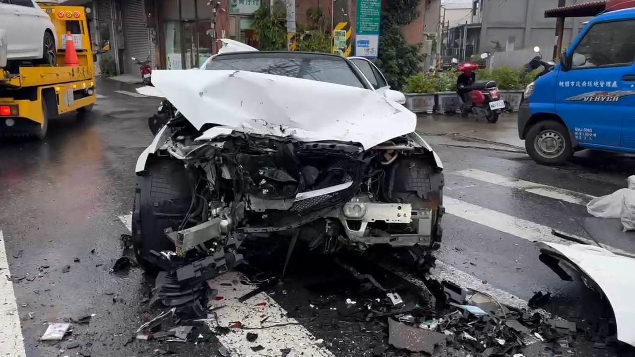 765522000.598431.mp4_snapshot_00.34.340