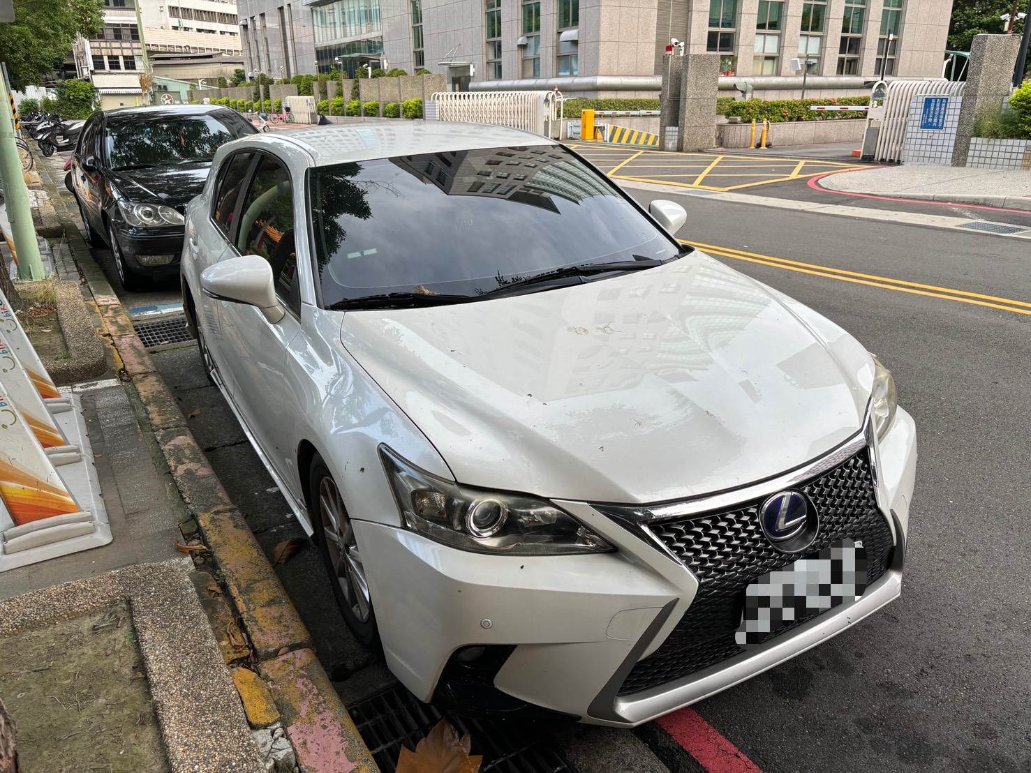 證物：查扣車輛