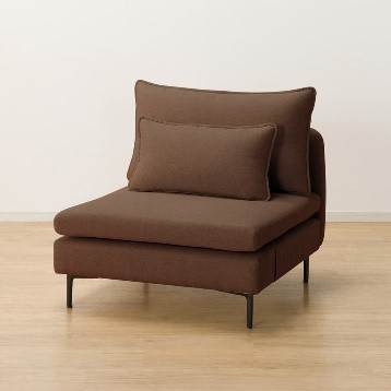 防抓也防水，寵物友善型沙發——採用宜得利獨家貓抓布，抗污耐磨，打造飼主與毛孩共享的質感客廳。（圖／宜得利家居提供）