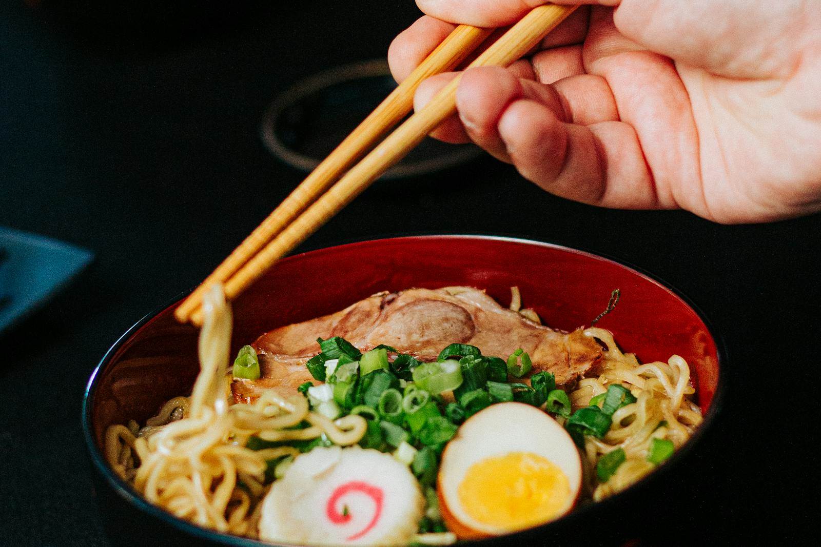 pexels-emanuel-pedro-1266938328-31302291