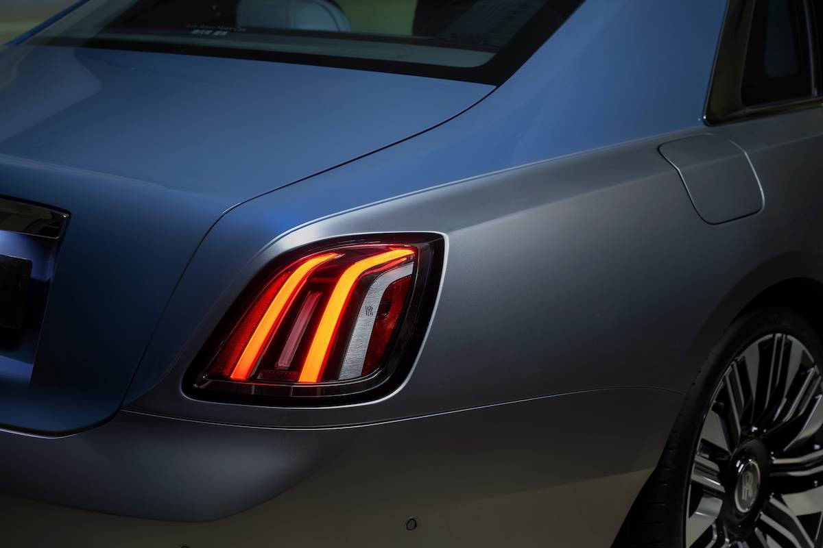 採用全新尾燈配置，令車身側面與尾部的銜接一氣呵成，更顯流暢和諧。（圖／盛惟提供）