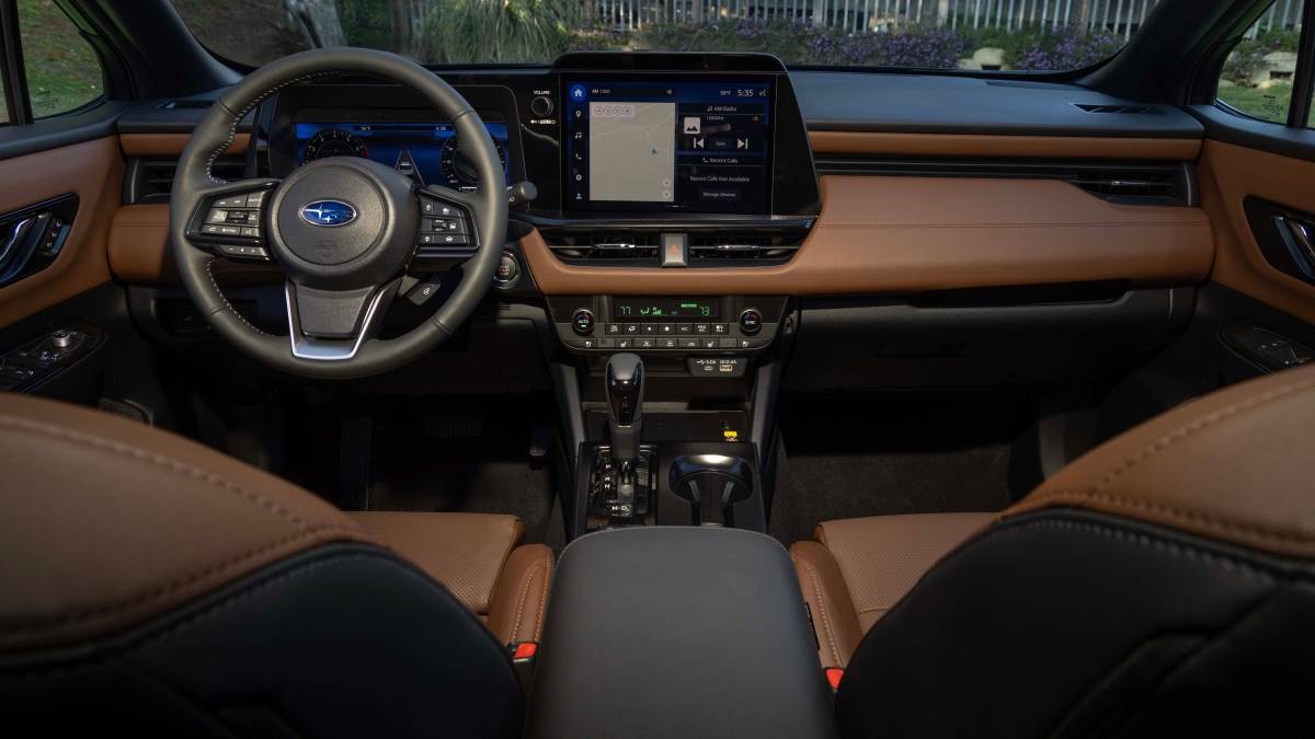 車內進化也相當明顯，12.3吋數位儀表加上12.1吋中央螢幕，展現出十足的科技感。（圖／速霸陸提供）