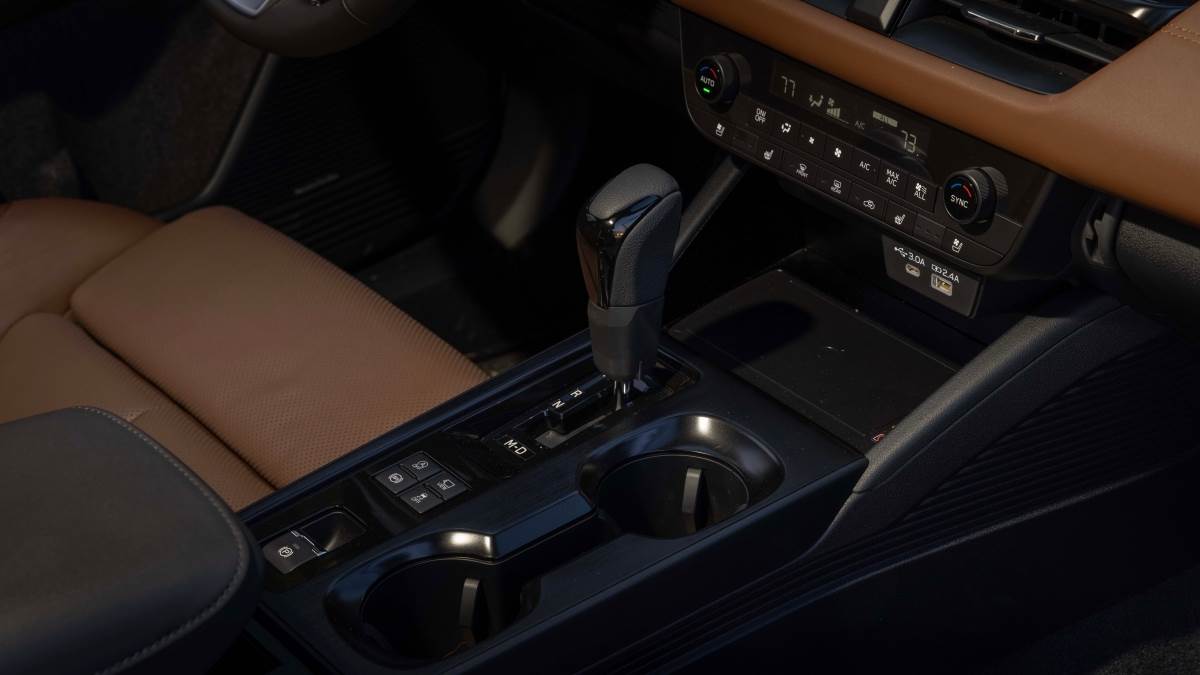 速霸陸聽進消費者的心聲，將空調系統介面變回獨立實體按鍵，操控更便利。（圖／速霸陸提供）