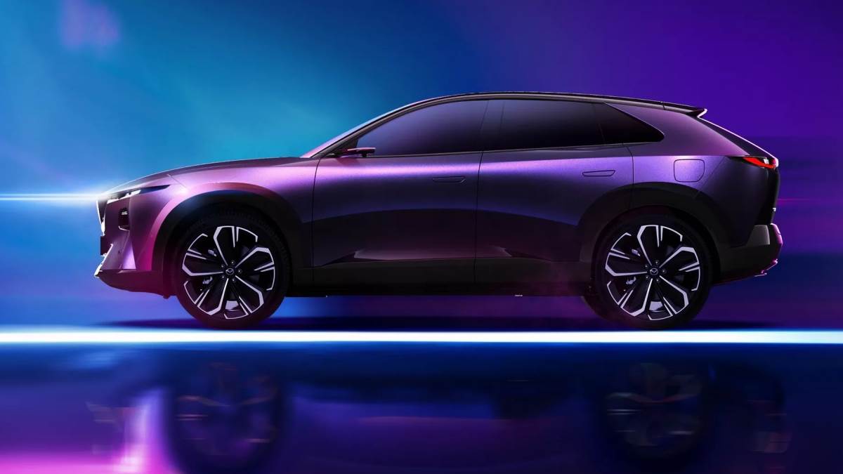 車輛擁有2,902mm的軸距表現，比特斯拉Model Y還要更大。（圖／馬自達提供）