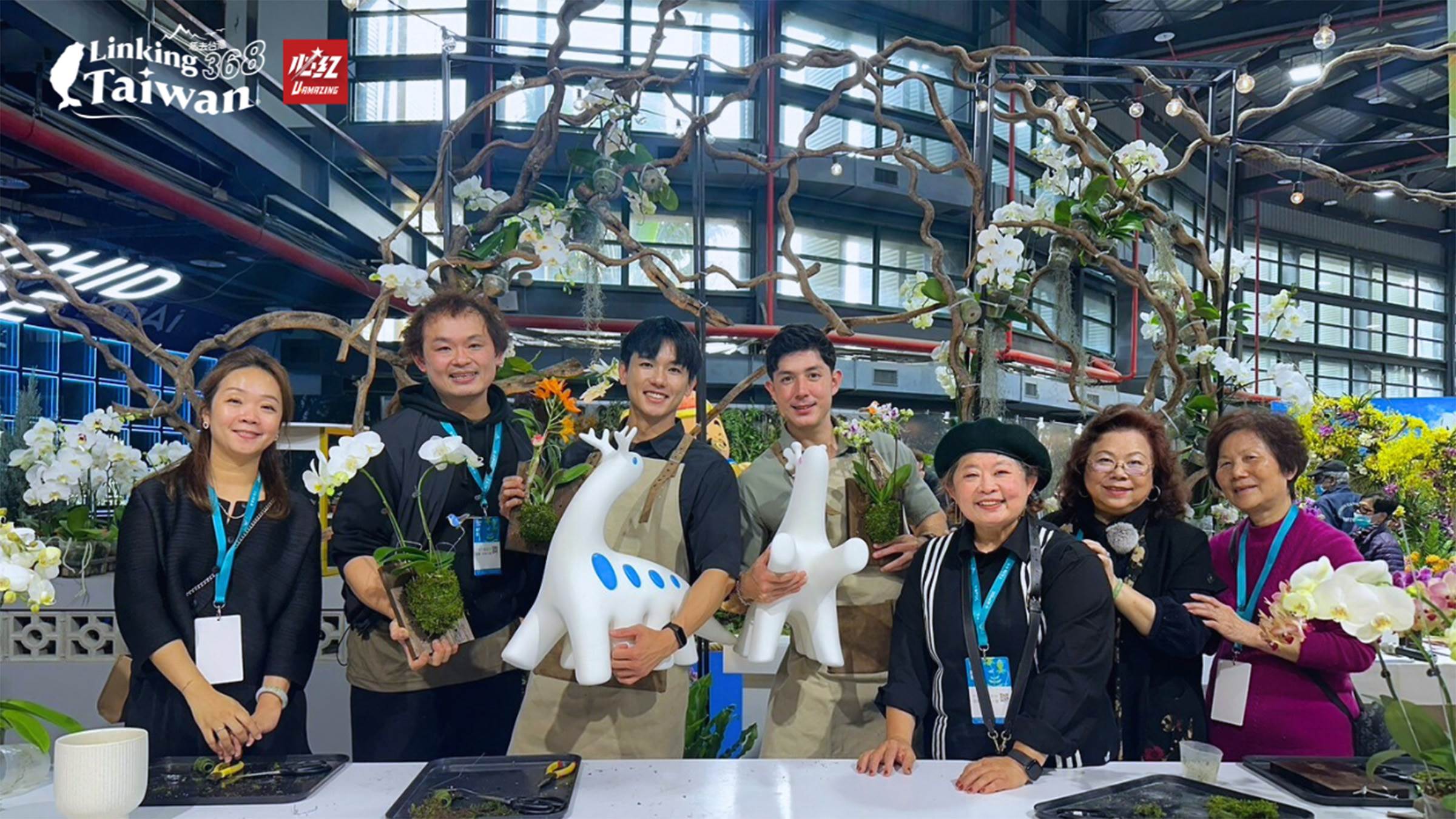 舞陽和威登親手打造專屬蘭花盆栽，從種植中感受蘭花的優雅氣質。而且你們知道嗎？全球每六株蘭花，就有一株來自臺南！後壁的蘭花還外銷到美國、日本、荷蘭等國，外銷全球超有實力！（圖／業者提供）