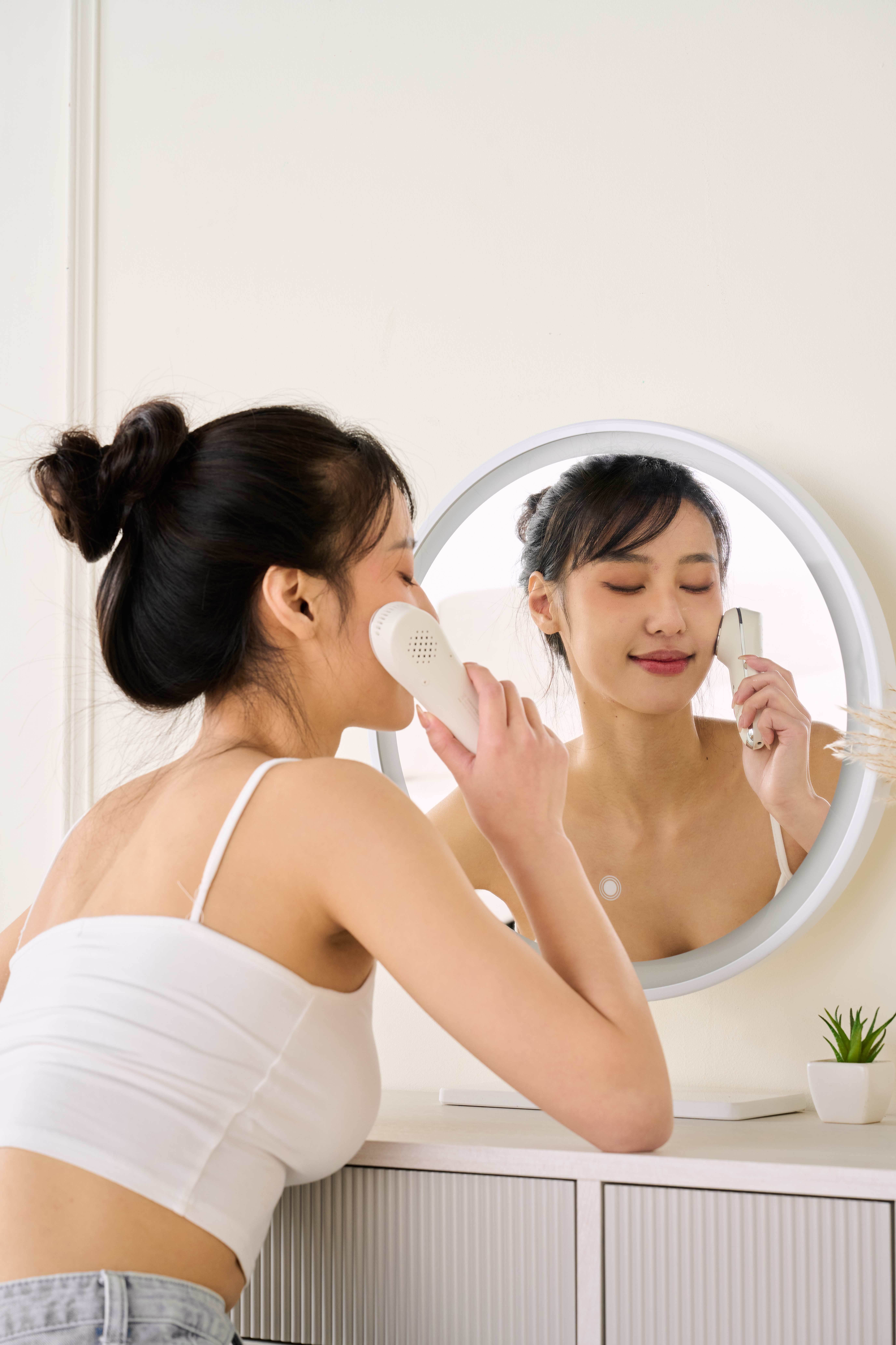 聲波冷暖活膚儀TP-301