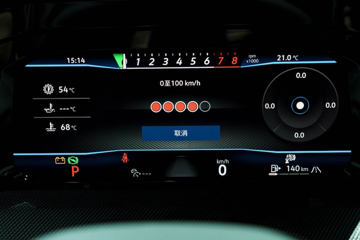 Golf R Black Edition因有R Performance性能套件，所以有熱血的直線加速測試（含燈滅起跑模式）。（圖／林昱丞攝影）