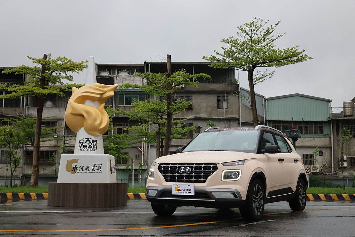 2025車訊風雲獎最佳國產小型SUV Hyundai Venue。（圖／車訊風雲獎提供）
