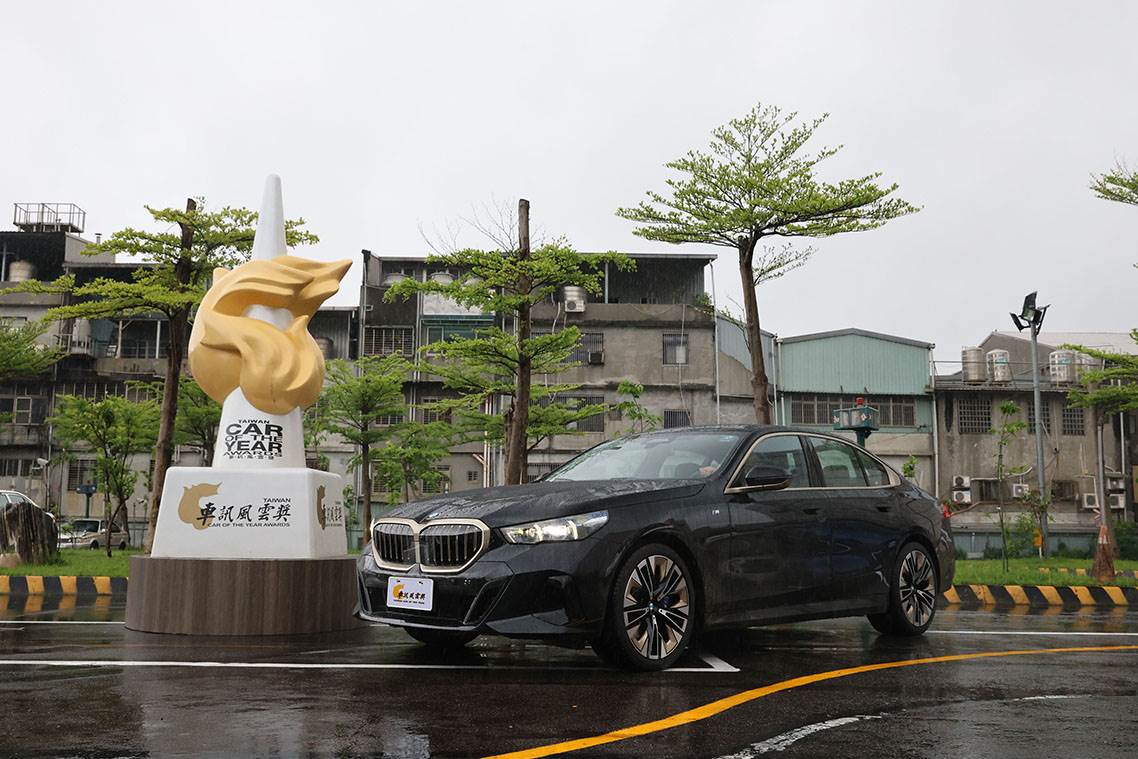 2025車訊風雲獎最佳進口豪華中大型車BMW 5 Series。（圖／車訊風雲獎提供）