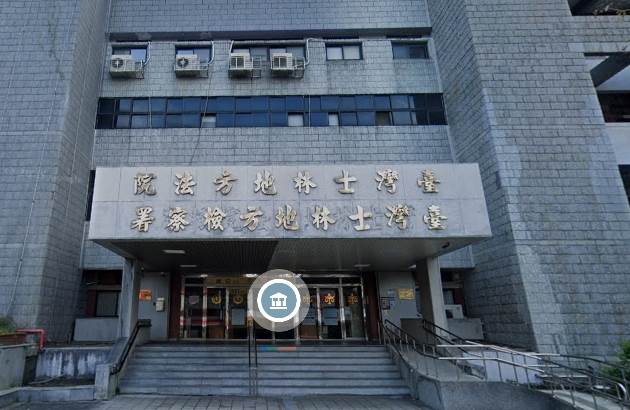 內湖警方已將該承辦劉姓警員函送至士檢釐清案情。（圖／翻攝自Google maps）