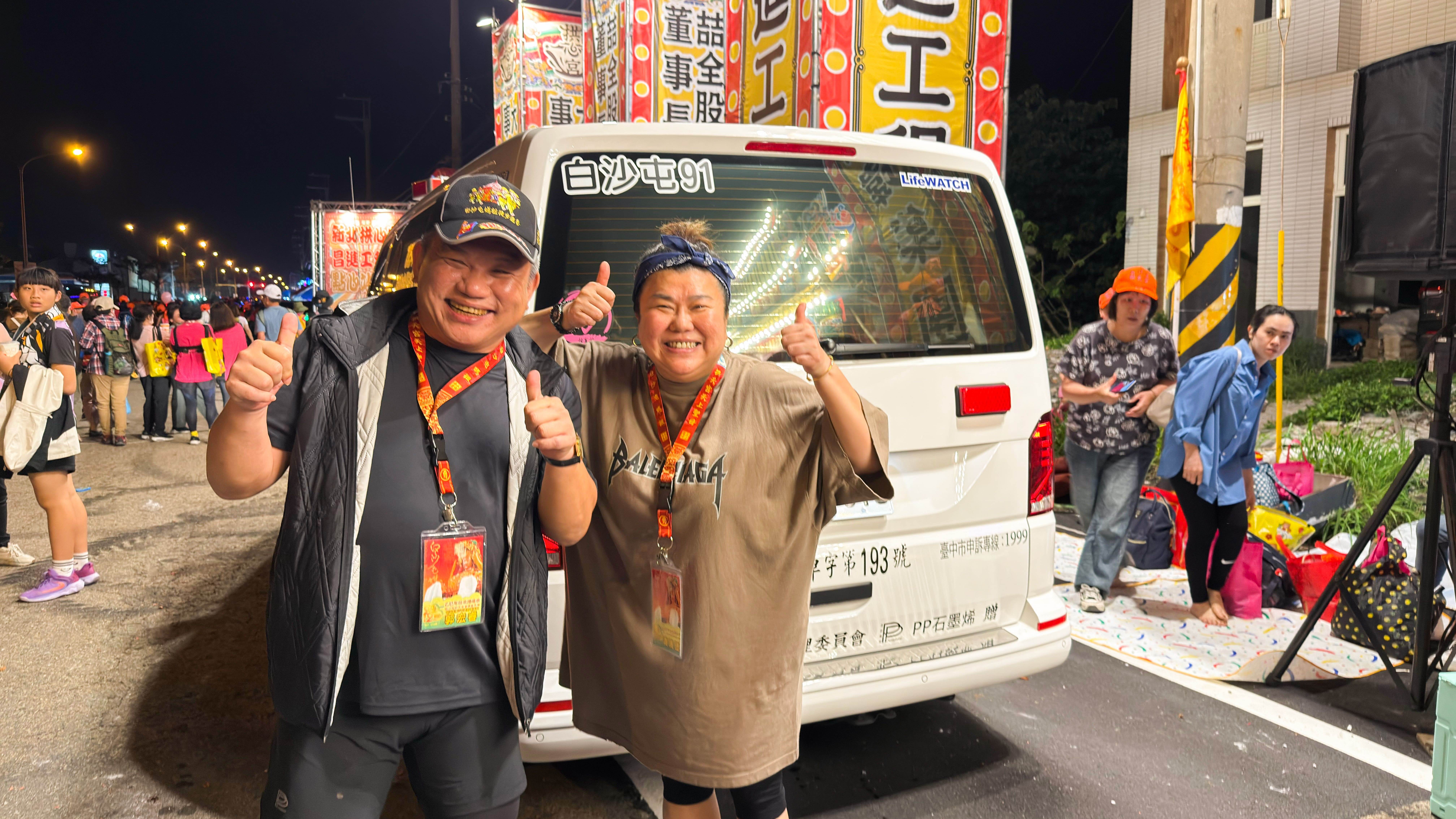 當天PP石墨烯也特別邀請品牌代言人林美秀到場應援，與志工一同發送點心，親切加油。（圖／業者提供）