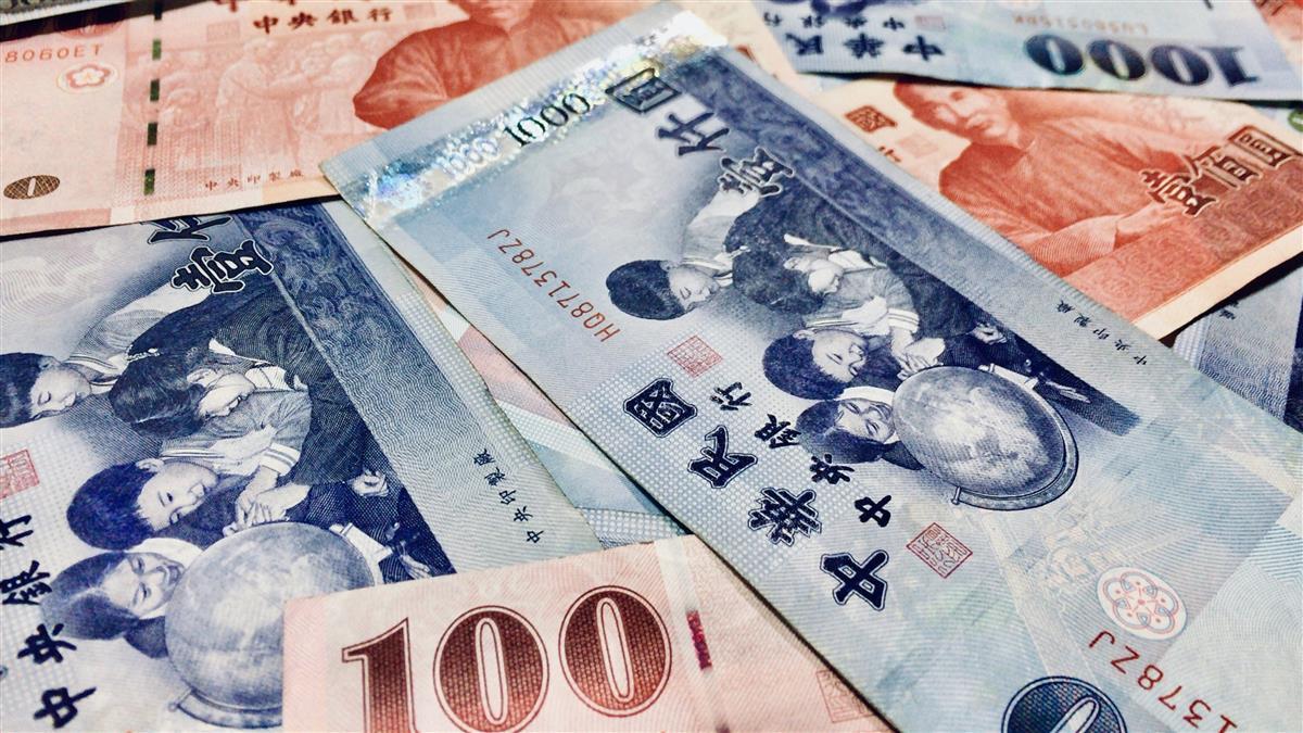 今（5）日新台幣匯率早盤最高一度衝上29.59元，升1.47元，創下歷史最大升幅。（示意圖／取自PhotoAC）