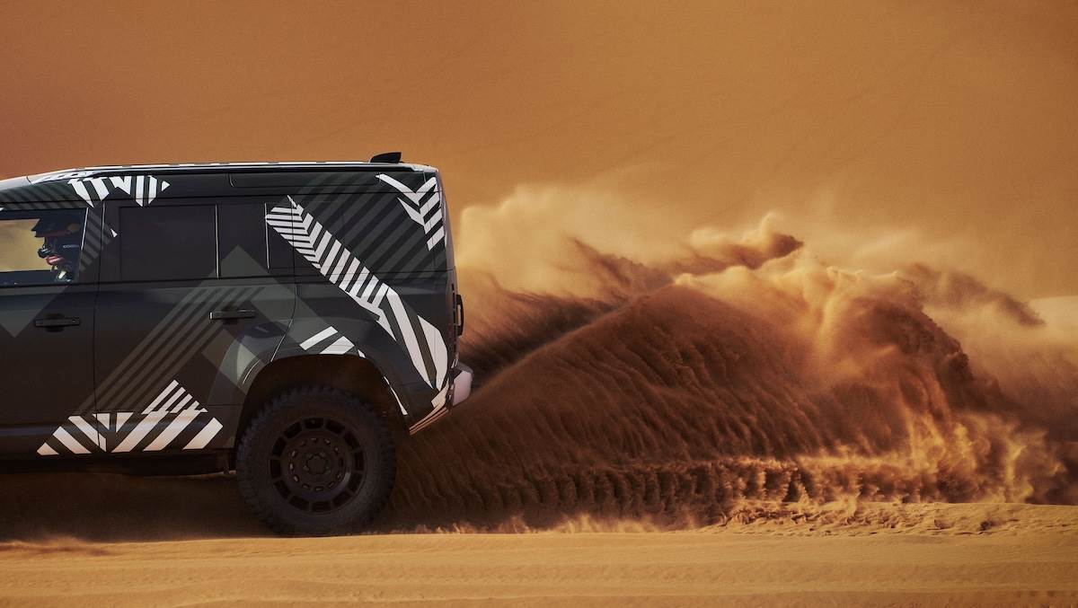 Defender Dakar D7X-R為車隊專門打造的量產競賽車款,將與量產版Defender共享同樣堅固的D7x鋁製車身結構、變速箱與傳動系統佈局。(圖/JLR Taiwan提供)