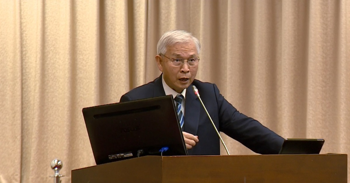 坦承「央行反應慢」導致匯率失控 楊金龍：會記取教訓