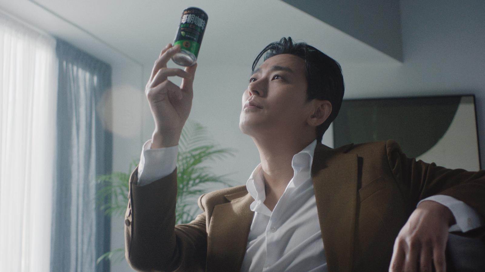 每朝咖啡EX創新結合機能兒茶素及膳食纖維,在喝咖啡也能幫助促進新陳代謝。(圖/每朝健康)