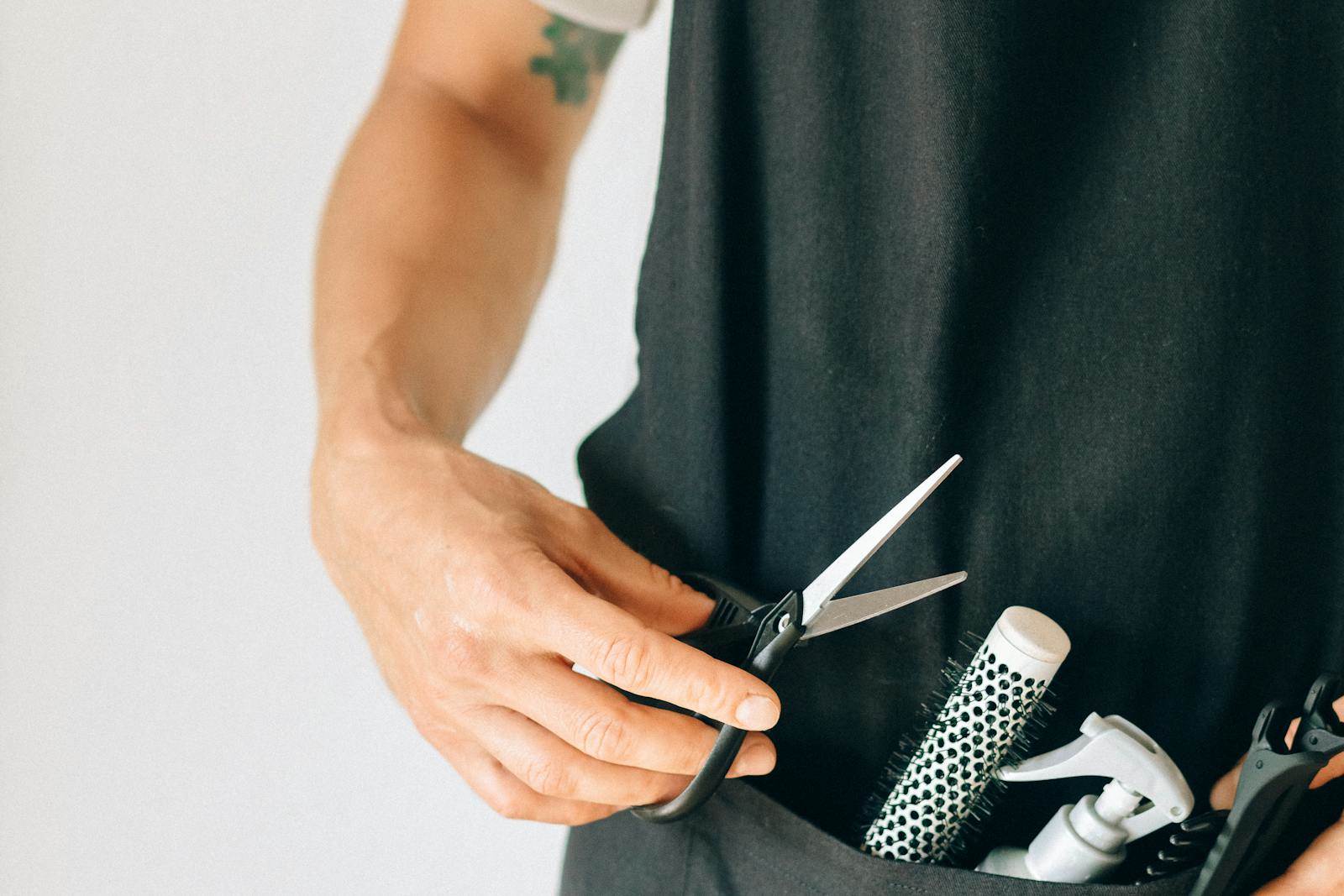 pexels-n-voitkevich-8468130