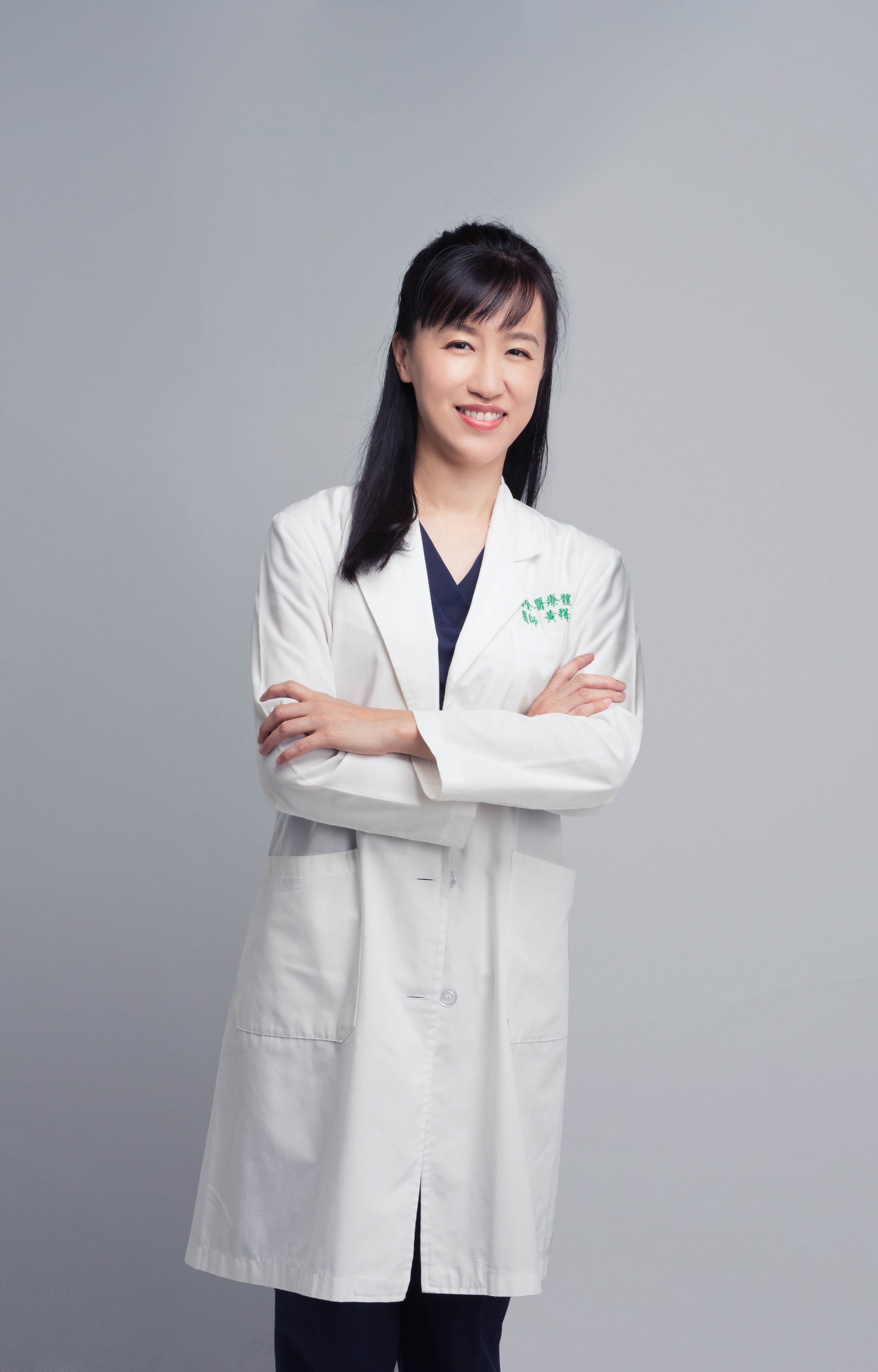 台全眼科—黃釋緣總院長,門診經常一號難求。(圖/台全眼科提供)