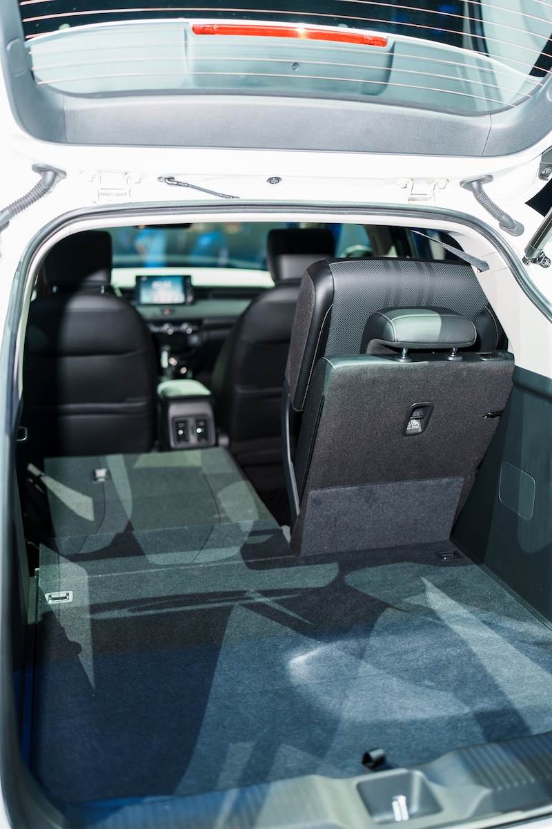 搭載ULTRA SEAT多功能座椅模式設定,讓後座座椅6/4傾倒後實現100%平整化效果。(圖/林昱丞攝影)