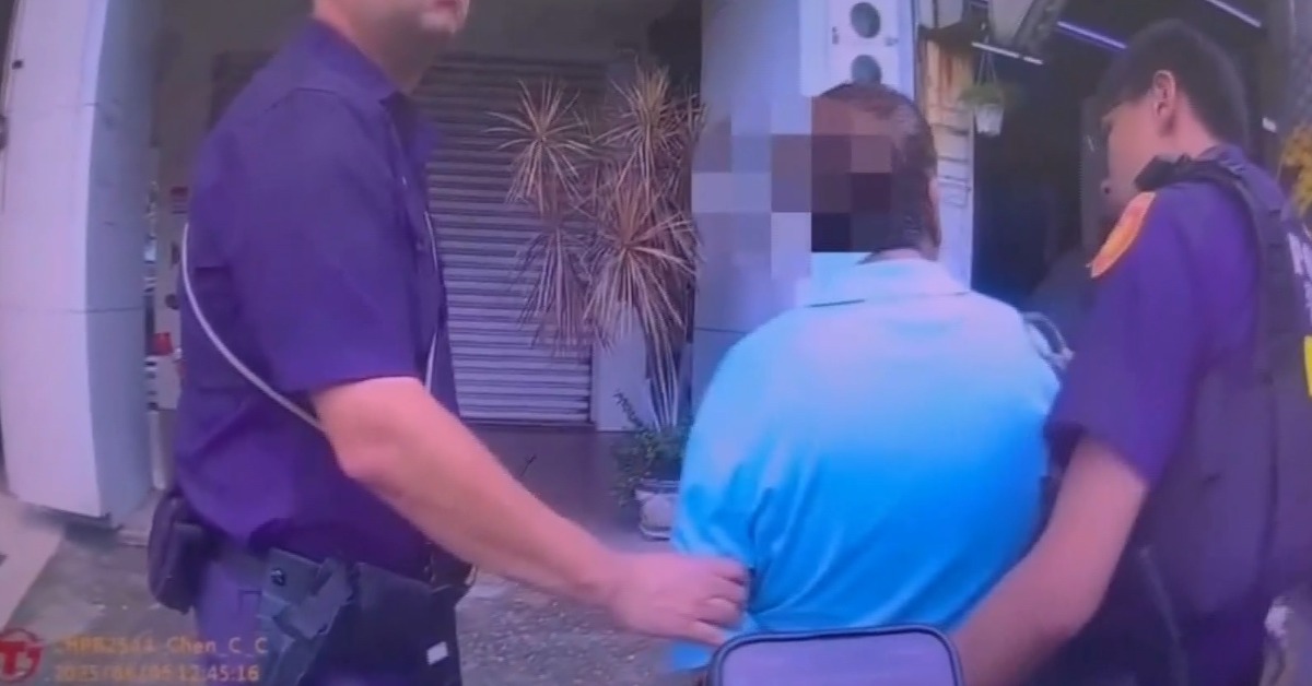 5日中午，彰化一名69歲王姓男子開車在員林市區，一路逆向跨越雙黃線，硬闖紅燈，警開出17張罰單。（圖／東森新聞）